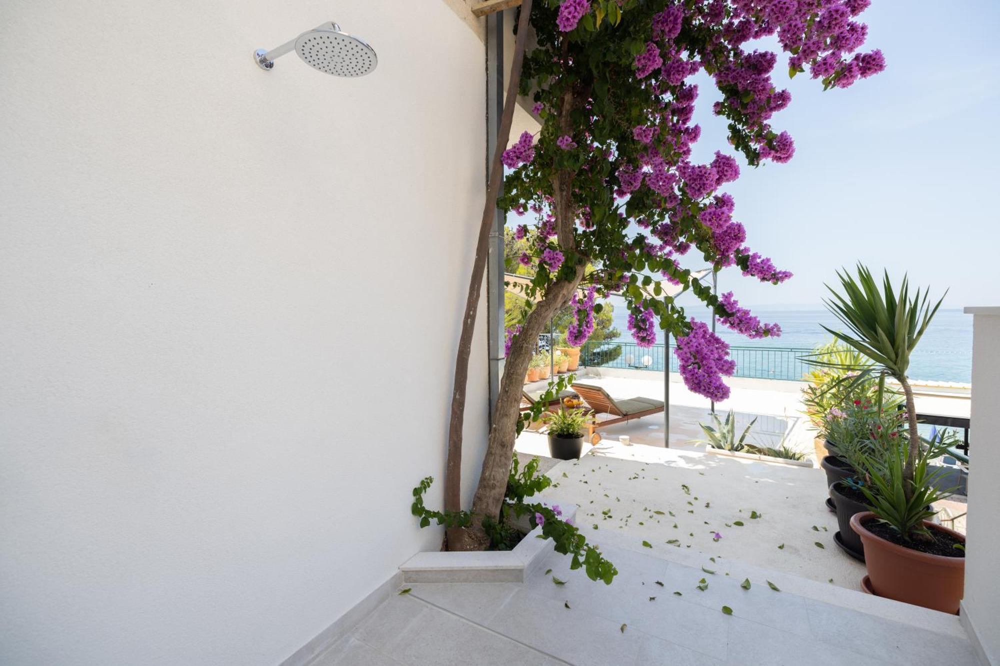 טוצפי Beachfront Comfort Apartment Nives מראה חיצוני תמונה