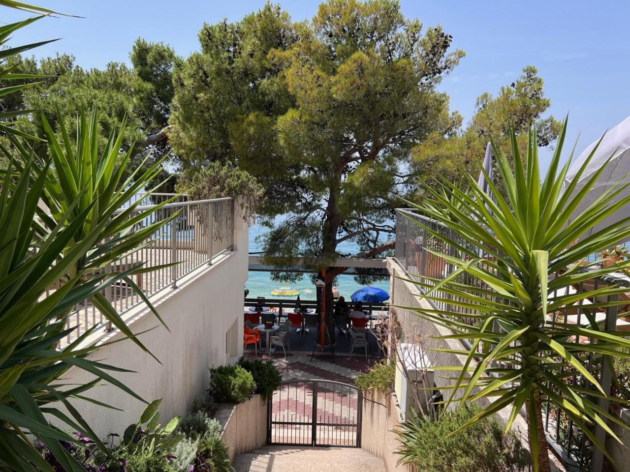 טוצפי Beachfront Comfort Apartment Nives מראה חיצוני תמונה